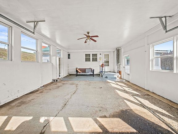 5th image of 481 Barger Hill Rd