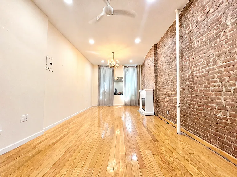 305 E 119th St #1 — Photo 2
