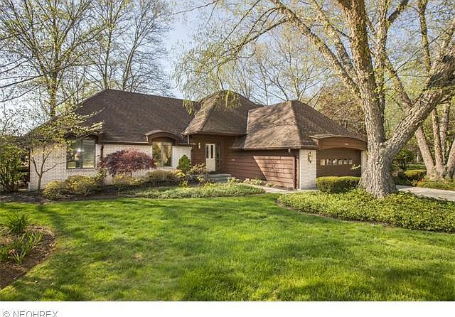 1st image of 1046 Creek Ln #10