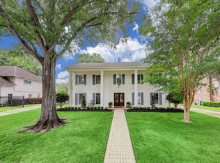 12451 Honeywood Trl, Houston, TX 77077