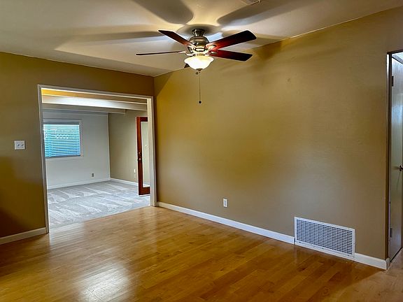 5th image of 4945 Kingston Way