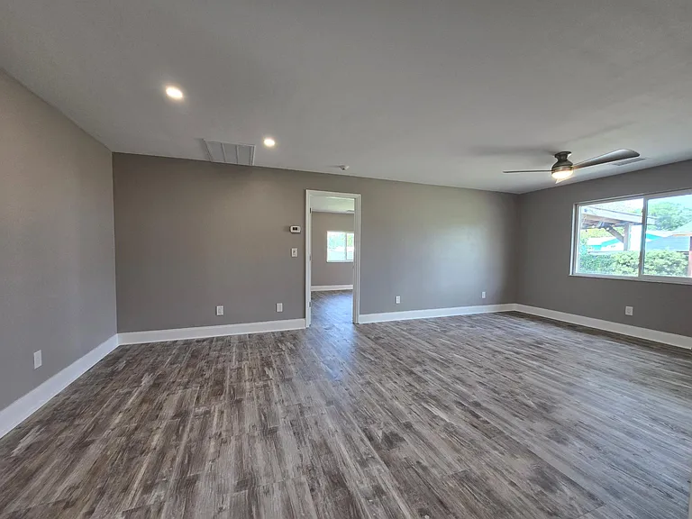 Dining & Family Room