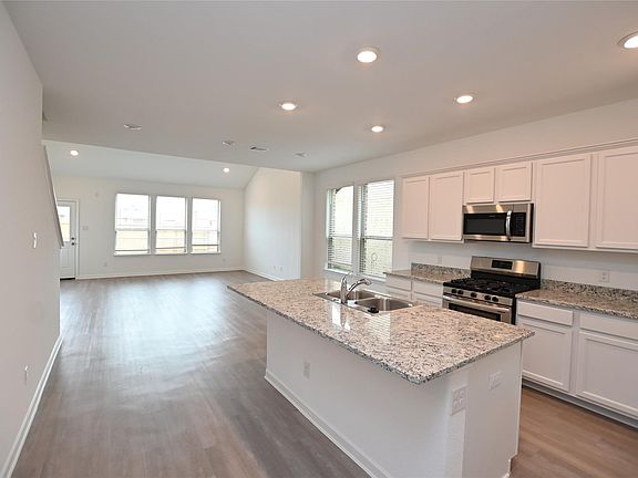 4th image of 3306 Driftwood Meadow Ln