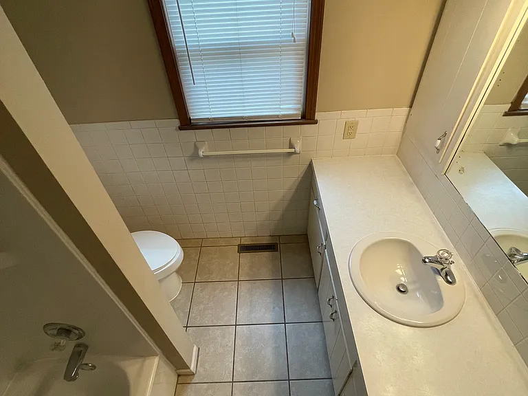 1333 S Ventura Ave — Photo 26