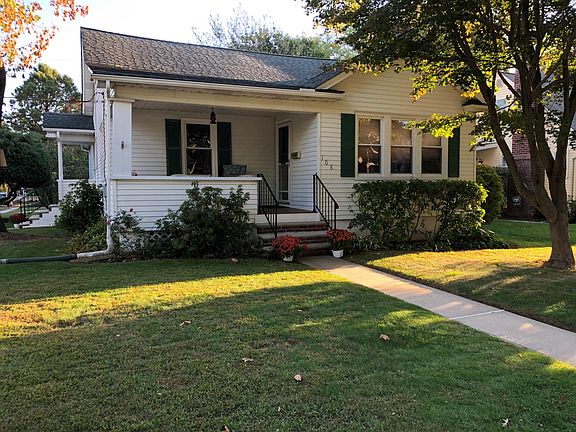 4th image of 108 White St