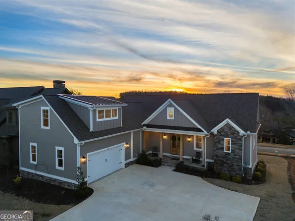 70 Cottage Ln, Toccoa, GA 30577