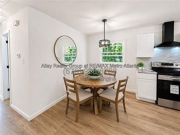 4th image of 898 Verona Dr
