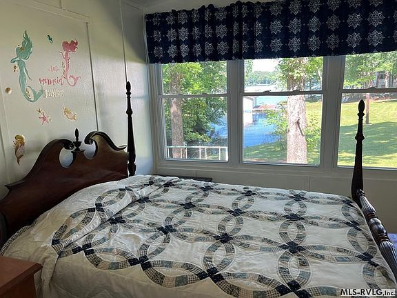 5th image of 143 Crane Dr