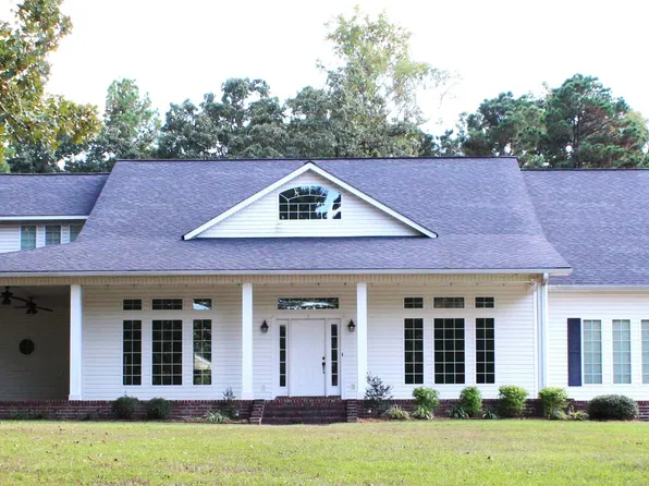 500 County Road 2111 St, Hooks, TX 75561