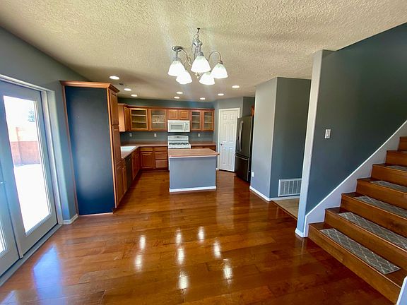 5th image of 10120 Mogollon Dr NW