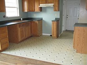 2nd image of 311 E Lake St
