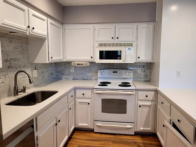 3064 E Caballero St — Photo 3