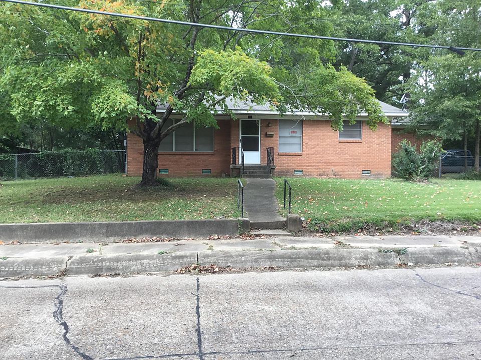 1st image of 229 N 14th St