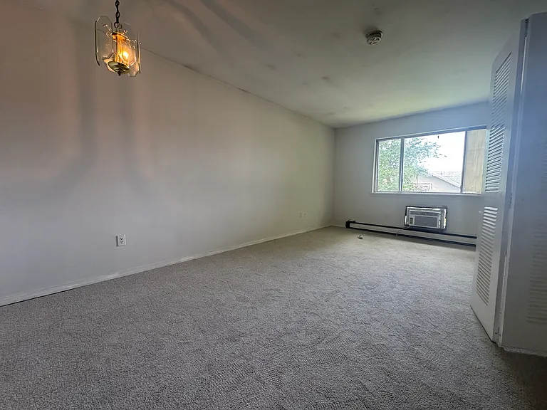3880 Main St #33 — Photo 9