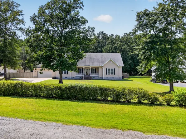 223 Michael Ln, Moncks Corner, SC 29461