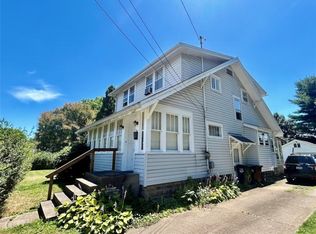 413 Ridge St, Belpre, OH 45714