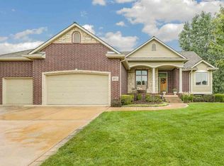 8517 W Meadow Pass, Wichita, KS 67205