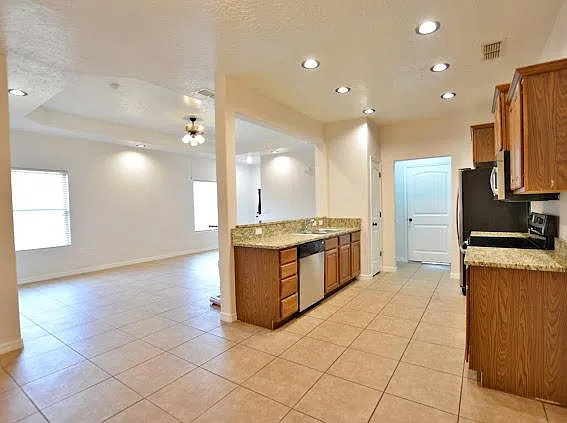 2537 Fred Daugherty Ave — Photo 3