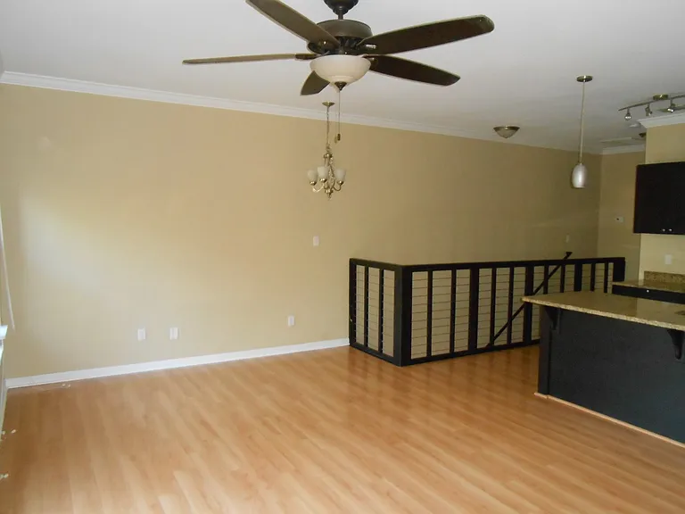 1315 N. Duval Street — Photo 12