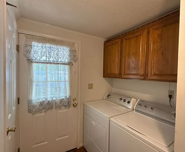 2039 Vista Rd — Photo 17