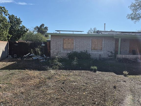 3rd image of 8430 E Marlena Cir S