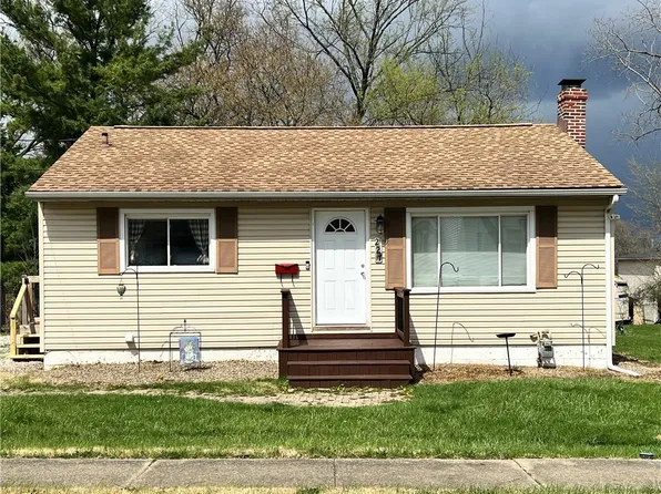 227 Howard St, Medina, OH 44256