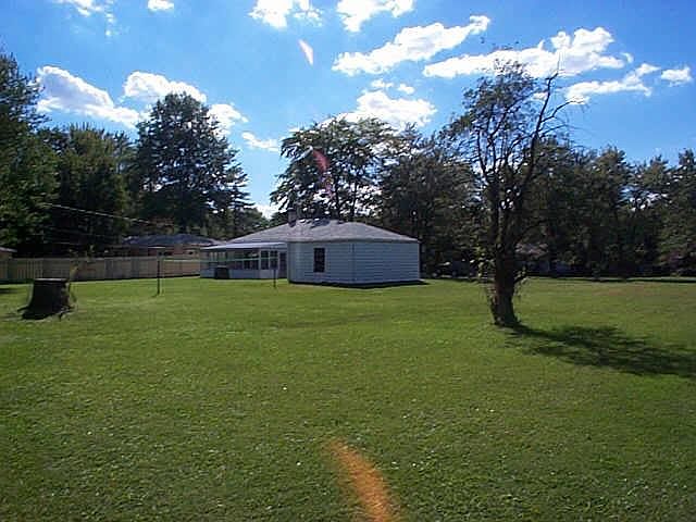 2nd image of 2323 Silver Lane Dr