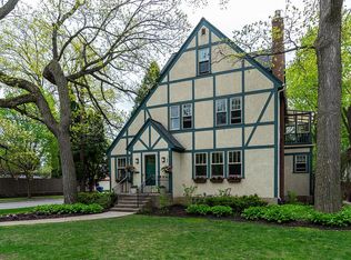 2182 Stanford Ave, Saint Paul, MN 55105