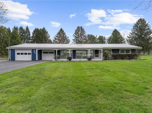 507 Moss Ln, Greenville, PA 16125