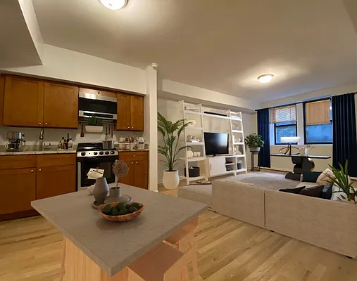 Rented by Level Group | media 3