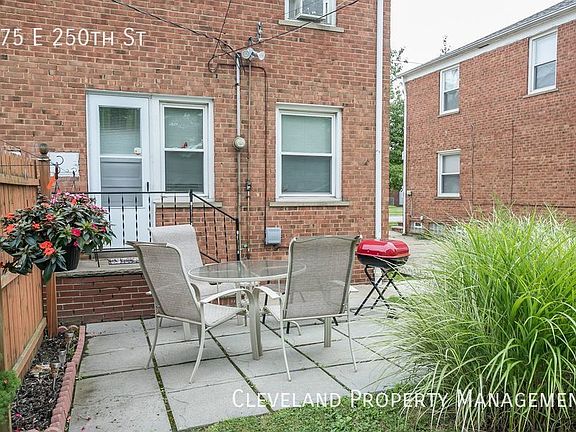 4th image of 275 E 250th St