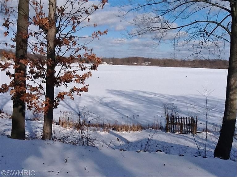 2nd image of 11763 Scott Park Rd