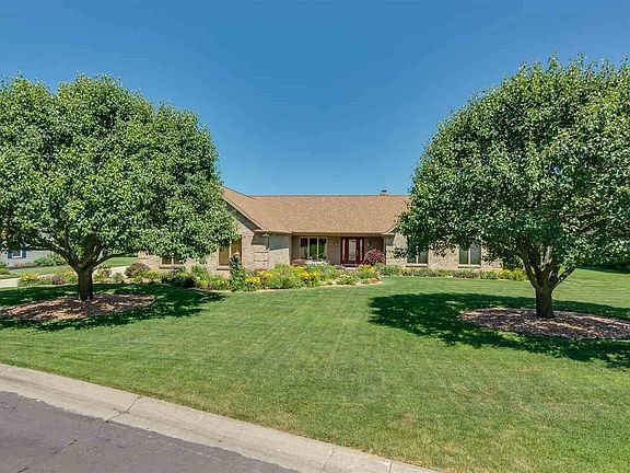 2nd image of 20850 Wyngate Ct