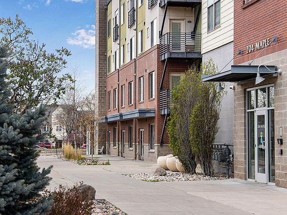 2nd image of 204 Maple St #208