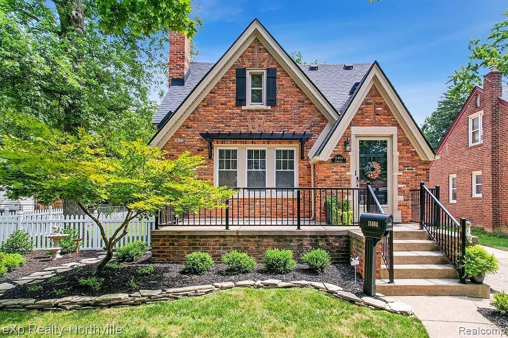 11404 Auburndale St, Livonia, MI 48150 Zillow
