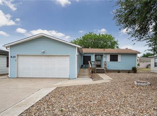 825 Santa Anna Dr, Alamo, TX 78516