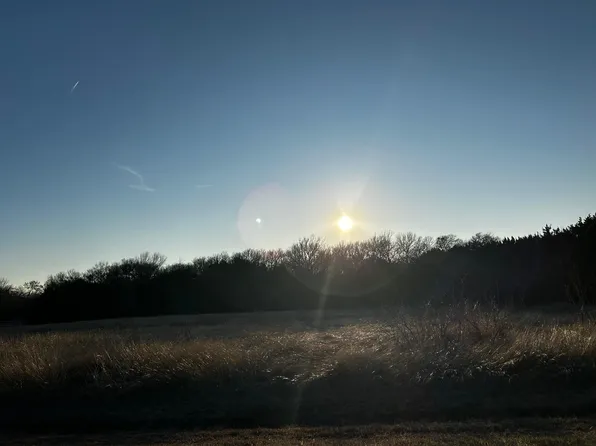 1673 Highland Dr, Whitney, TX 76692