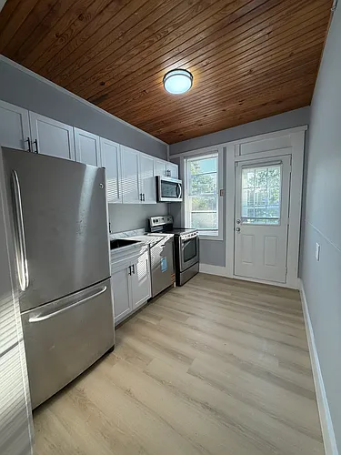 2311 East Ave Photo 1