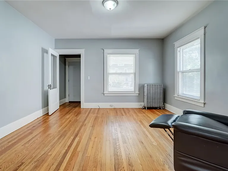 590 Garson Ave — Photo 6