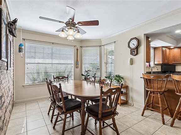 5th image of 4117 Lake Trail Dr