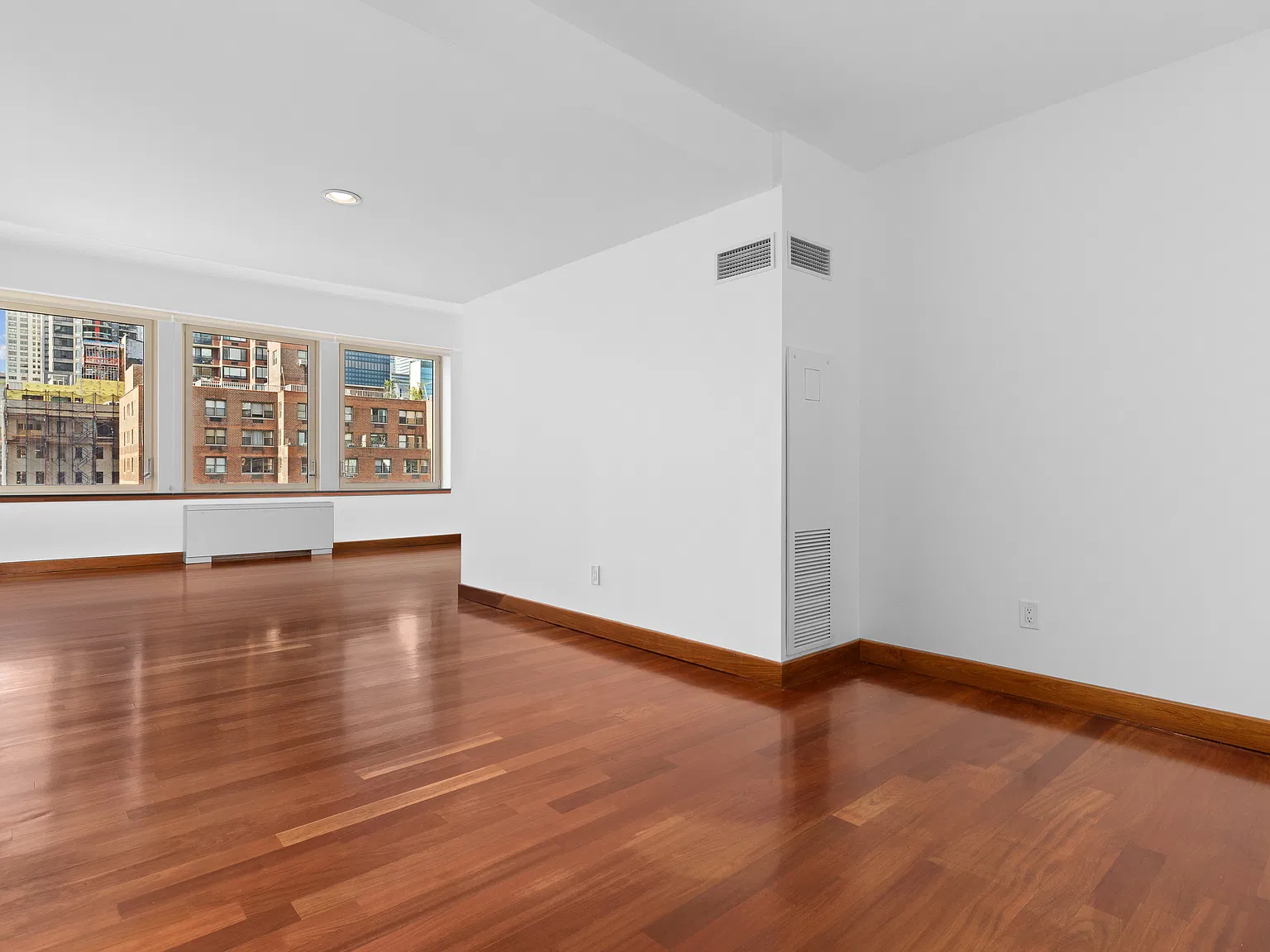 305 East 63rd Street — Photo 4
