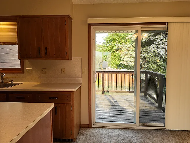 8833 Queen Ave S — Photo 11