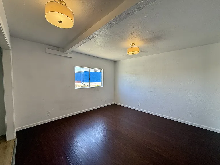 806 52nd Ave #B — Photo 16