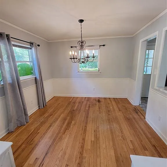558 Karen Rd — Photo 5