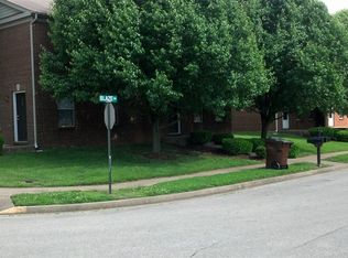 102 Blaze Dr, Nicholasville, KY 40356