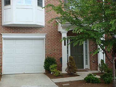 Spacious 4BR/3.5BA 3-Level Townhome!
