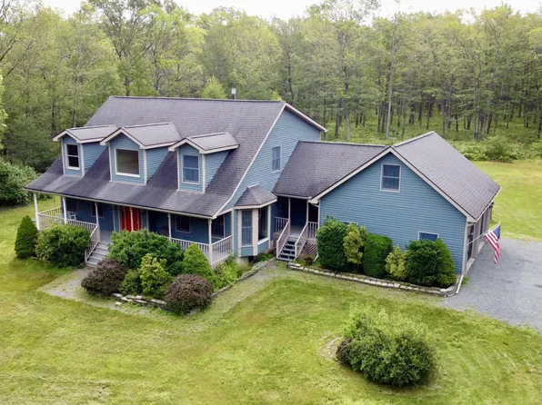 171 Wilsonville Rd, Hawley, PA 18428