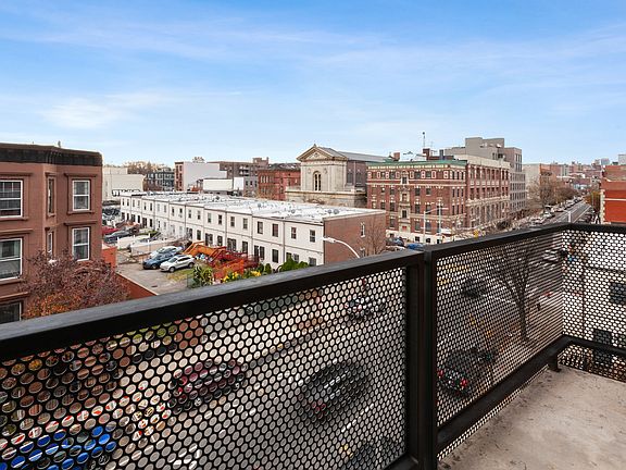 3rd image of 781 Dekalb Ave #2A