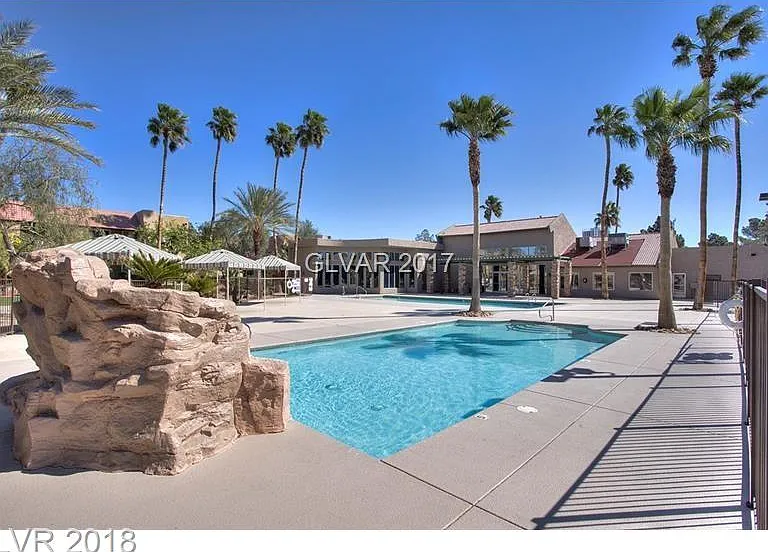 5317 Indian River Dr — Photo 31