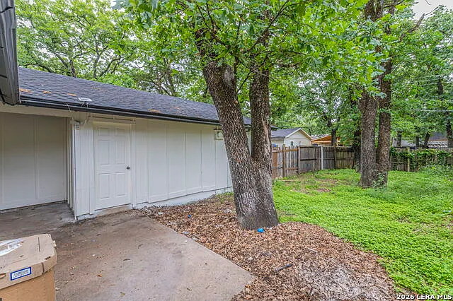 7514 Olusta Dr — Photo 14
